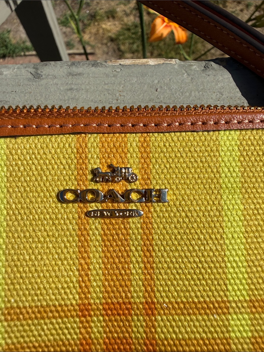 Coach Yellow Plaid Zip Pouch Wristlet Nwt - Picture 2 of 7